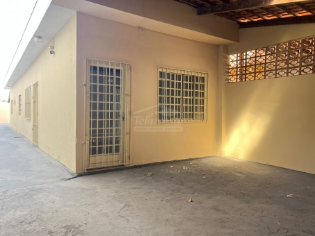 CASA NO BAIRRO NOSSA SRA APARECIDA