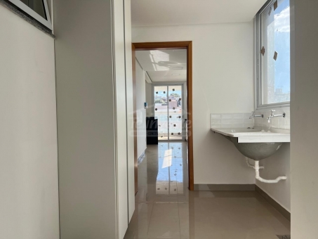 APARTAMENTO EDIF&Iacute;CIO LEBLON