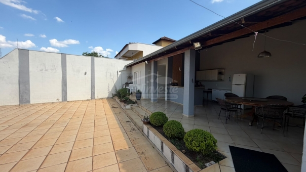 EXCELENTE CASA A VENDA - BAIRRO PENHA