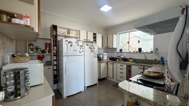 EXCELENTE CASA A VENDA - BAIRRO PENHA