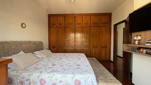 EXCELENTE CASA A VENDA - BAIRRO PENHA