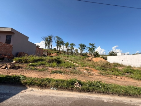 LOTE RESIDENCIAL A VENDA - PARQUE ALVORADA