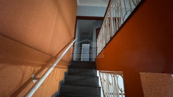 CASA A VENDA - CENTRO