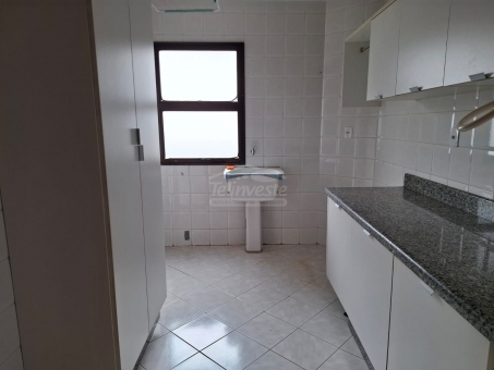 APARTAMENTO CENTRAL A VENDA