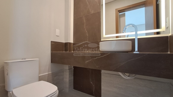 EXCELENTE APARTAMENTO CENTRAL - COM 3 SU&Iacute;TES E PREDIO COM ELEVADOR