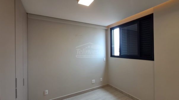 EXCELENTE APARTAMENTO CENTRAL - COM 3 SU&Iacute;TES E PREDIO COM ELEVADOR
