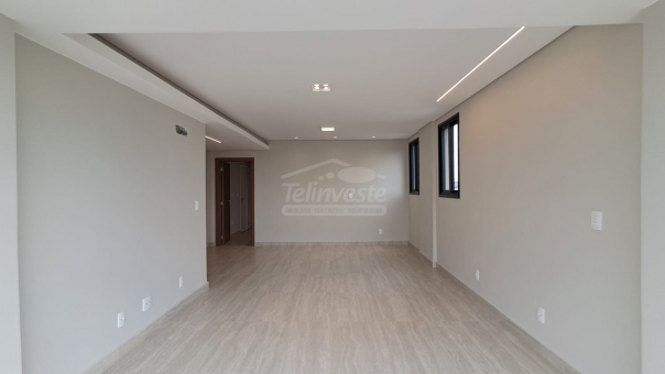 EXCELENTE APARTAMENTO CENTRAL - 3 SU&Iacute;TES E PR&Eacute;DIO COM ELEVADOR