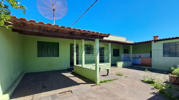 CASA FUNDOS - BELA VISTA