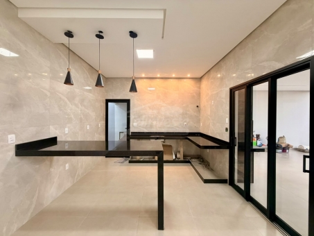 CASA RESIDENCIAL A VENDA - PARQUE DAS AROEIRAS
