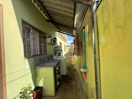 CASA A VENDA NSR APARECIDA