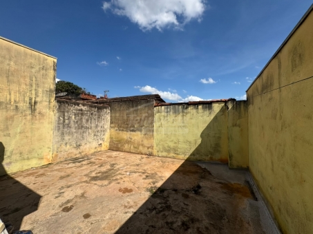 CASA A VENDA NSR APARECIDA