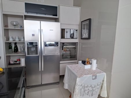 CASA E COMODO COMERCIAL NO BAIRRO BELO HORIZONTE