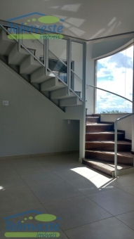 COBERTURA NA RUA LAVRAS