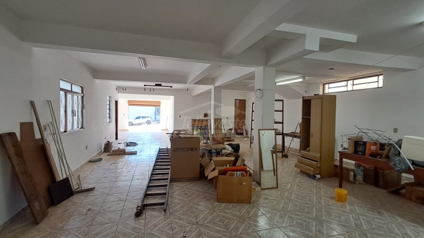 Comodo Comercial - Santa Casa