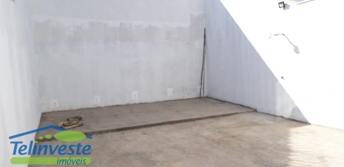 CASA NO BAIRRO COHAB