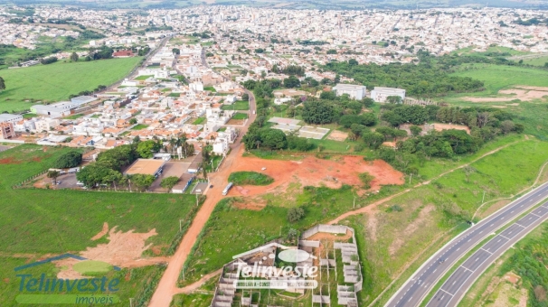 &Aacute;rea pr&oacute;ximo &agrave; Rodovia MG 050
