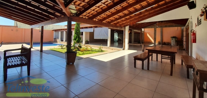 Casa c/ &Aacute;rea de lazer p/ loca&ccedil;&atilde;o - Bairro Santa Luzia