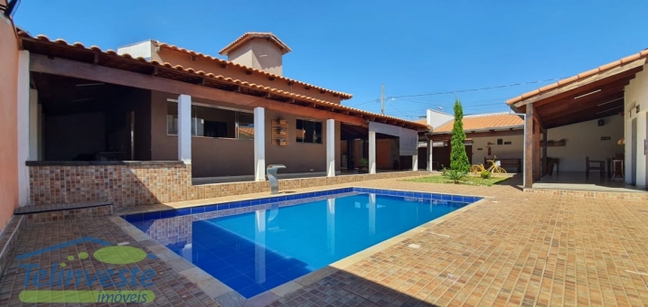 Casa c/ &Aacute;rea de lazer p/ loca&ccedil;&atilde;o - Bairro Santa Luzia