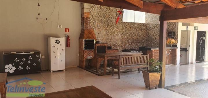 Casa c/ &Aacute;rea de lazer p/ loca&ccedil;&atilde;o - Bairro Santa Luzia